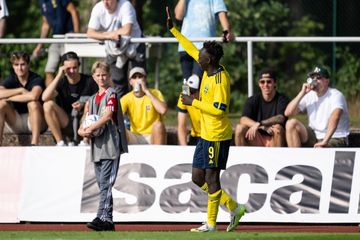 Kalipha Jawla målskytt och Gideon Granström från start