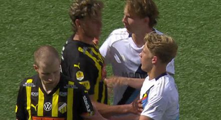 Priske stoppade Andersen från tumult: "Jag känner Silas..."
