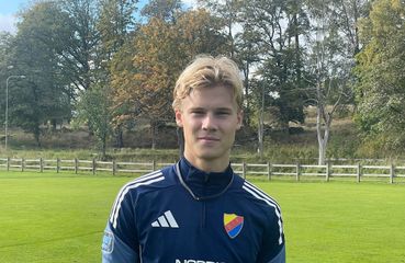 ”Det sitter väl i generna” - Bergvall om sitt nya anfallsvapen - Fotboll Sthlm