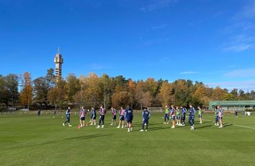 Träningsrapport från Kaknäs: Hungrigt DIF redo för toppstrid - Fotboll Sthlm