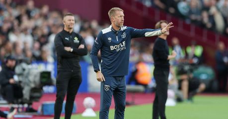 Fotboll: Jon Dahl Tomasson sparkas