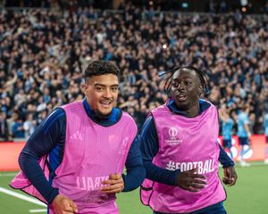 Jawla målar i Utsikten och Dahl mot Qurbanly i Champions League!