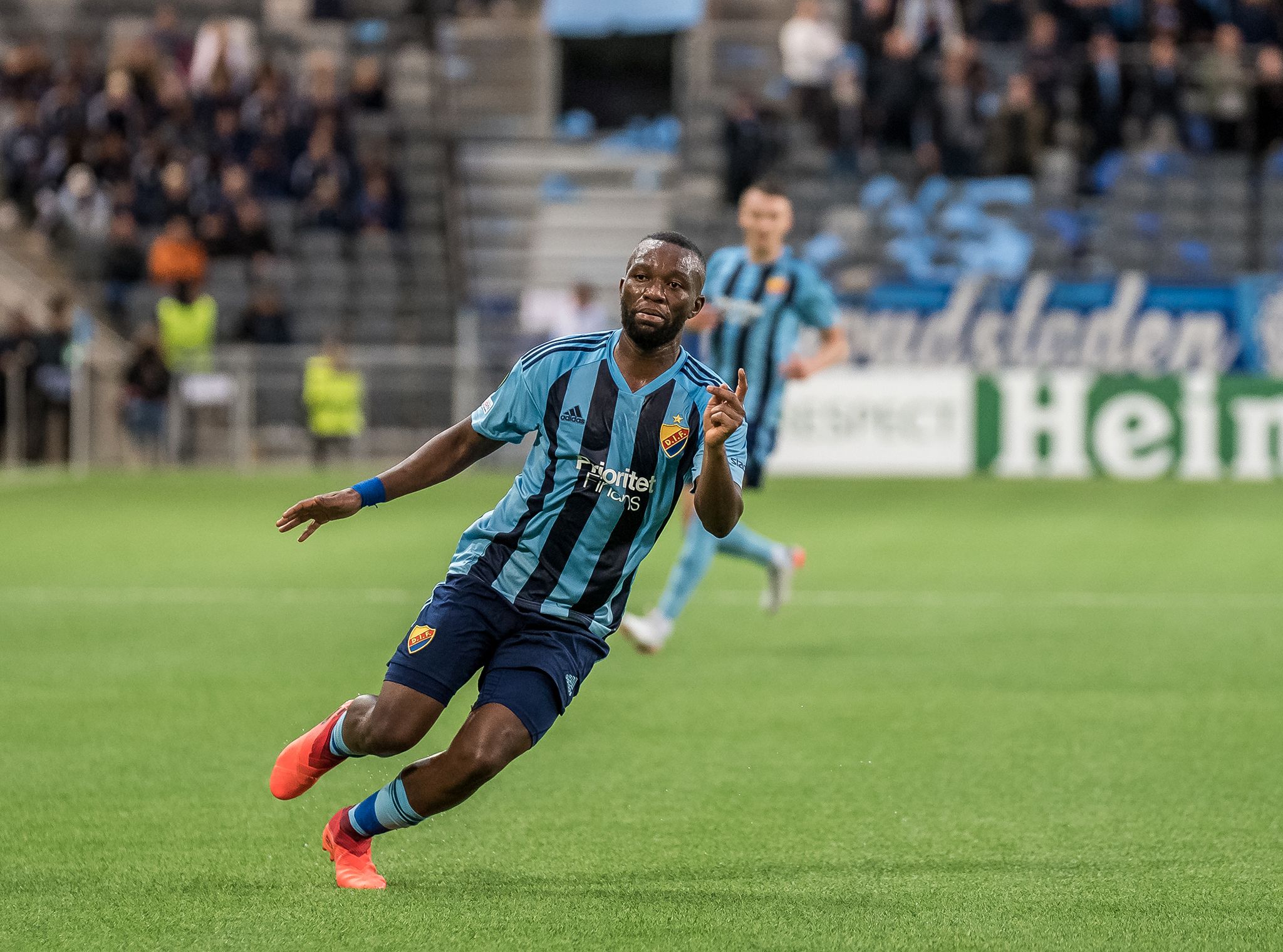 Nya klubbar för mångas favoriter och Hummets bästa vecka i Japan!