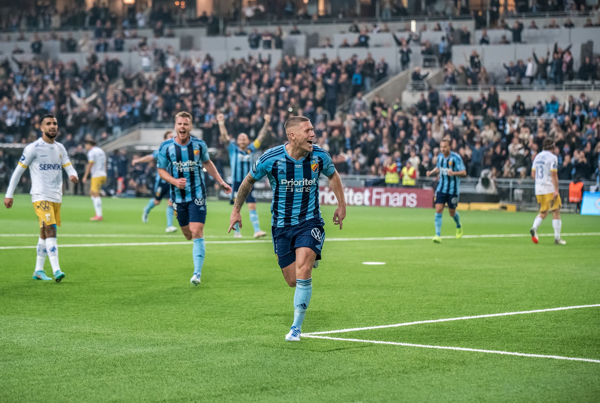 Målglada anfallare och Melker Jonssons mardrömsdebut från start!